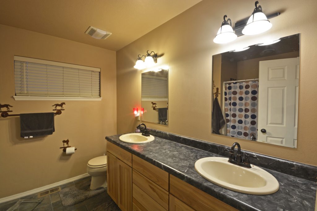 EminenceSpacious Rancher on Large Lot for Sale in the Landmark Subdivision, Belgrade, Montana